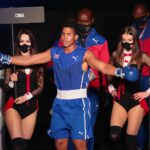 23.04.2021. Kielce. Finał kategorii ciężkiej Młodzieżowych Mistrzostw Świata Kobiet i Mężczyzn w Boksie. Na zdjęciu (w środku): Jorge Luis Felimona Lobaina / Wiktor Taszłow / Radio Kielce