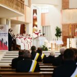 24.04.2021. Parafia św. Józefa Robotnika w Kielcach. Msza za dar błogosławionego ks. Michaela J. McGivneya / Wiktor Taszłow / Radio Kielce