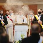 24.04.2021. Parafia św. Józefa Robotnika w Kielcach. Msza za dar błogosławionego ks. Michaela J. McGivneya / Wiktor Taszłow / Radio Kielce