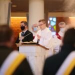 24.04.2021. Parafia św. Józefa Robotnika w Kielcach. Msza za dar błogosławionego ks. Michaela J. McGivneya / Wiktor Taszłow / Radio Kielce