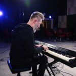 05.04.2021. Studio Gram Radia Kielce. Koncert Łukasza Mazura i NO NAME / Wiktor Taszłow / Radio Kielce