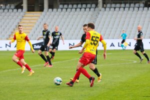 24.04.2021. Kielce. 26. kolejka Fortuna 1. Ligi Korona Kielce - ŁKS Łódź. Na zdjęciu: Marcel Gąsior / Wiktor Taszłow / Radio Kielce