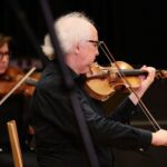 25.04.2021. Kielce. Koncert "Przed wielkim Konkursem Chopinowskim z orkiestrą kameralną Filharmonii Narodowej" / Wiktor Taszłow / Radio Kielce