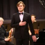 25.04.2021. Kielce. Koncert "Przed wielkim Konkursem Chopinowskim z orkiestrą kameralną Filharmonii Narodowej". Na zdjęciu: Wojciech Kępa / Wiktor Taszłow / Radio Kielce