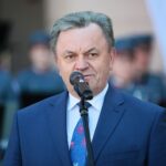 28.04.2021. Kielce. Prezentacja Marszałkowskiej Orkiestry Dętej Województwa Świętokrzyskiego. Na zdjęciu: Jacek Sabat - dyrektor Wojewódzkiego Domu Kultury w Kielcach / Wiktor Taszłow / Radio Kielce