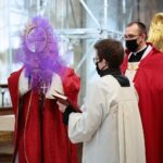 02.04.2021. Święty Krzyż. Liturgia Męki Pańskiej / Wiktor Taszłow / Radio Kielce