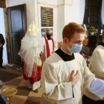 02.04.2021. Święty Krzyż. Liturgia Męki Pańskiej / Wiktor Taszłow / Radio Kielce