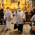 03.04.2021. Kielce. Święcenie pokarmów w katedrze / Wiktor Taszłow / Radio Kielce