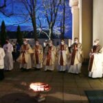 03.04.2021 Kielce. Katedra. Liturgia Wigilii Paschalnej / Wiktor Taszłow / Radio Kielce