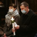 03.04.2021 Kielce. Katedra. Liturgia Wigilii Paschalnej / Wiktor Taszłow / Radio Kielce