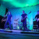 09.04.2021. Kielce. Koncert zespołu Raincoat / Wiktor Taszlow / Radio Kielce