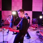 09.04.2021. Studio Gram. Radio Kielce. Koncert zespołu Raincoat / Wiktor Taszłow / Radio Kielce