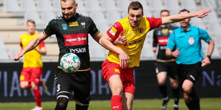 10.04.2021. Kielce. 24. kolejka Fortuna 1 ligi: Korona Kielce - GKS Tychy / Wiktor Taszłow / Radio Kielce