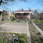 11.04.2021. Kielce. Wiosna na ogródkach działkowych / Wiktor Taszłow / Radio Kielce