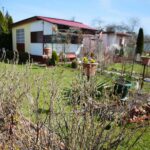 11.04.2021. Kielce. Wiosna na ogródkach działkowych / Wiktor Taszłow / Radio Kielce