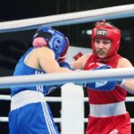 14.04.2021. Kielce. Młodzieżowe Mistrzostwa Świata Kobiet i Mężczyzn w Boksie. Na zdjęciu: Julia Szeremeta (Polska; czerwony strój) vs. Bojana Gojkovic (Czarnogóra; niebieski strój) / Wiktor Taszłow / Radio Kielce