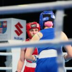 14.04.2021. Kielce. Młodzieżowe Mistrzostwa Świata Kobiet i Mężczyzn w Boksie. Na zdjęciu: Julia Szeremeta (Polska; czerwony strój) vs. Bojana Gojkovic (Czarnogóra; niebieski strój) / Wiktor Taszłow / Radio Kielce