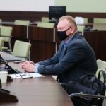 22.04.2021. Kielce. Sesja Rady Miasta Kielce. Na zdjęciu: Wiesław Koza - radny Rady Miasta Kielce / Wiktor Taszłow / Radio Kielce