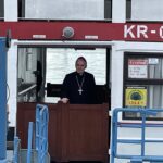 28.05.2021. Sandomierz. Majówka na statku. Na zdjęciu biskup Krzysztof Nitkiewicz / Grażyna Szlęzak-Wójcik / Radio Kielce