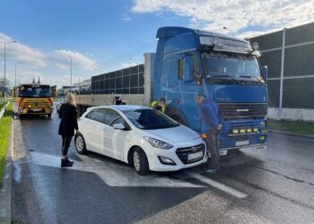 06.05.2021. Kielce. Kolizja na ulicy Zagnańskiej / Wiktor Taszłow / Radio Kielce