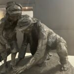 09.05.2021 Chmielnik. Wystawa rzeźb autorstwa Samuela Willenberga / Dorota Klusek / Radio Kielce