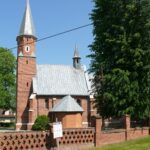 Powiat włoszczowski. Ścieżki rowerowe. Kościół w Moskorzewie / Starostwo Powiatowe we Włoszczowie