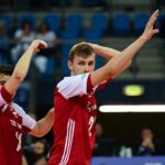 Środkowy reprezentacji Polski Mateusz Bieniek (z prawej) / Polski Związek Piłki Siatkowej