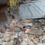 17.05.2021. Bilcza. Znalezisko w rozbieranym budynku remizy OSP / OSP w Bilczy