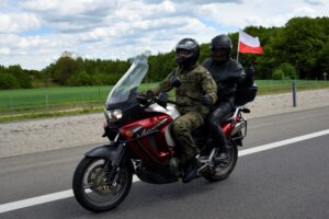 25.05.2021 Kielce - Poniatowa - Łęczna - Góra Puławska - Kielce. 2. Rajd Motocyklowy Weteranów / ppor. OT Daniel Woś / Radio Kielce