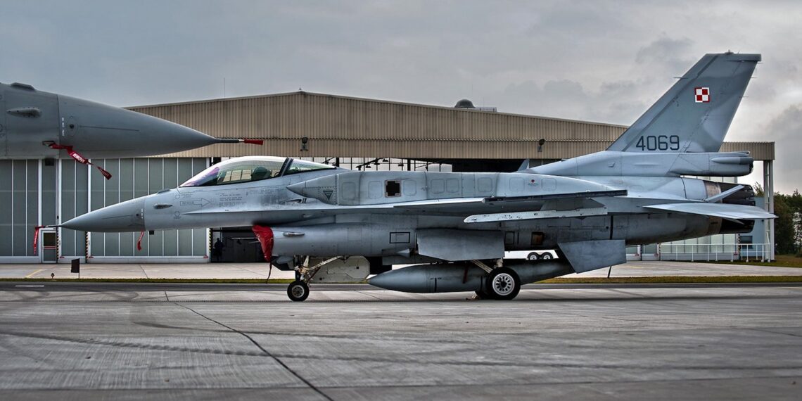 F-16 / Fot. Wiktor Taszłow - Radio Kielce
