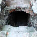 02.05.2021. Podzamcze Piekoszowskie. Ruiny pałacu Tarłów / Marcin Marszałek / Radio Kielce