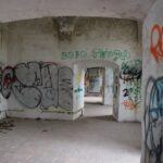 02.05.2021. Podzamcze Piekoszowskie. Ruiny pałacu Tarłów / Marcin Marszałek / Radio Kielce