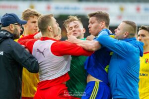 29.05. 2021. Kielce. 32. kolejka Fortuna 1 Ligi: Korona Kielce - Arka Gdynia. Awantura w doliczonym czasie gry / Paweł Jańczyk / Fotografia Piękna