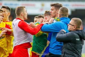 29.05. 2021. Kielce. 32. kolejka Fortuna 1 Ligi: Korona Kielce - Arka Gdynia. Awantura w doliczonym czasie gry / Paweł Jańczyk / Fotografia Piękna