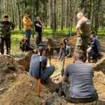 15.05.2021 Biały Ług w gminie Słupia Konecka. Poszukiwanie poległych żołnierzy Armii Krajowej / Dionizy Krawczyński / Radio Kielce