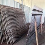 Odzyskane elementy ogrodzenia / świętokrzyska policja