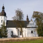 Powiat włoszczowski. Ścieżki rowerowe. Kościół w Olesznie / Starostwo Powiatowe we Włoszczowie