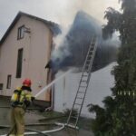 04.05.2021. Ostrów. Pożar domu / KP PSP Włoszczowa