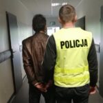 04.05.2021. Busko-Zdrój. Zatrzymany mężczyzna podejrzany o podpalenie / KPP w Busku-Zdroju