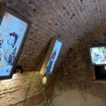 31.05.2021. Sandomierz. Podziemna Trasa Turystyczna. Wystawa multimedialna „Legendarna komnata” / Grażyna Szlęzak-Wójcik / Radio Kielce