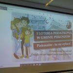 26.05.2021. Piekoszów. Losowanie zwycięzców loterii podatkowej / Marcin Marszałek / Radio Kielce
