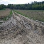 07.05.2021. Gmina Bałtów. Drogi rozjeżdżone przez auta terenowe, quady i motocrossy / Emilia Sitarska / Radio Kielce