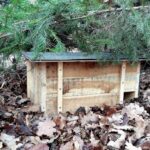 Na zdjęciu: domek dla jeży / Regionalna Dyrekcja Lasów Państwowych w Radomiu