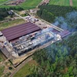 17.05.2021. Krasocin. Dogaszanie pożaru na terenie zakładu Zefir / Jarosław Kubalski / Radio Kielce