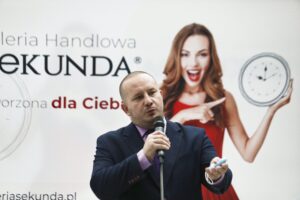 13.05.2021. Jędrzejów. Otwarcie galerii handlowej „Sekunda”. Na zdjęciu: Marcin Piszczek - burmistrz Jędrzejowa / Jarosław Kubalski / Radio Kielce