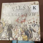 09.05.2021 Skarżysko-Kamienna. Wernisaż wystawy „Z ziemi włoskiej do Polski, czyli dzieje Mazurka Dąbrowskiego” / Anna Głąb / Radio Kielce