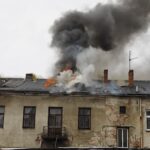 04.05.2021 Kielce. Pożar kamienicy przy ulicy Piotrkowskiej / Jarosław Kubalski / Radio Kielce