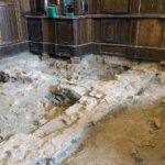 26.03.2021. Święty Krzyż. Zakrystia z położonymi deskami / Klasztor Misjonarzy Oblatów Maryi Niepokalanej na Świętym Krzyżu