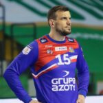 20.05.2021 Kielce. Mecz Łomża Vive Kielce – Azoty Puławy. Na zdjęciu: Michał Jurecki / Wiktor Taszłow / Radio Kielce