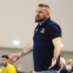 20.05.2021 Kielce. Mecz Łomża Vive Kielce – Azoty Puławy. Na zdjęciu: Robert Lis - trener Azotów Puławy / Wiktor Taszłow / Radio Kielce